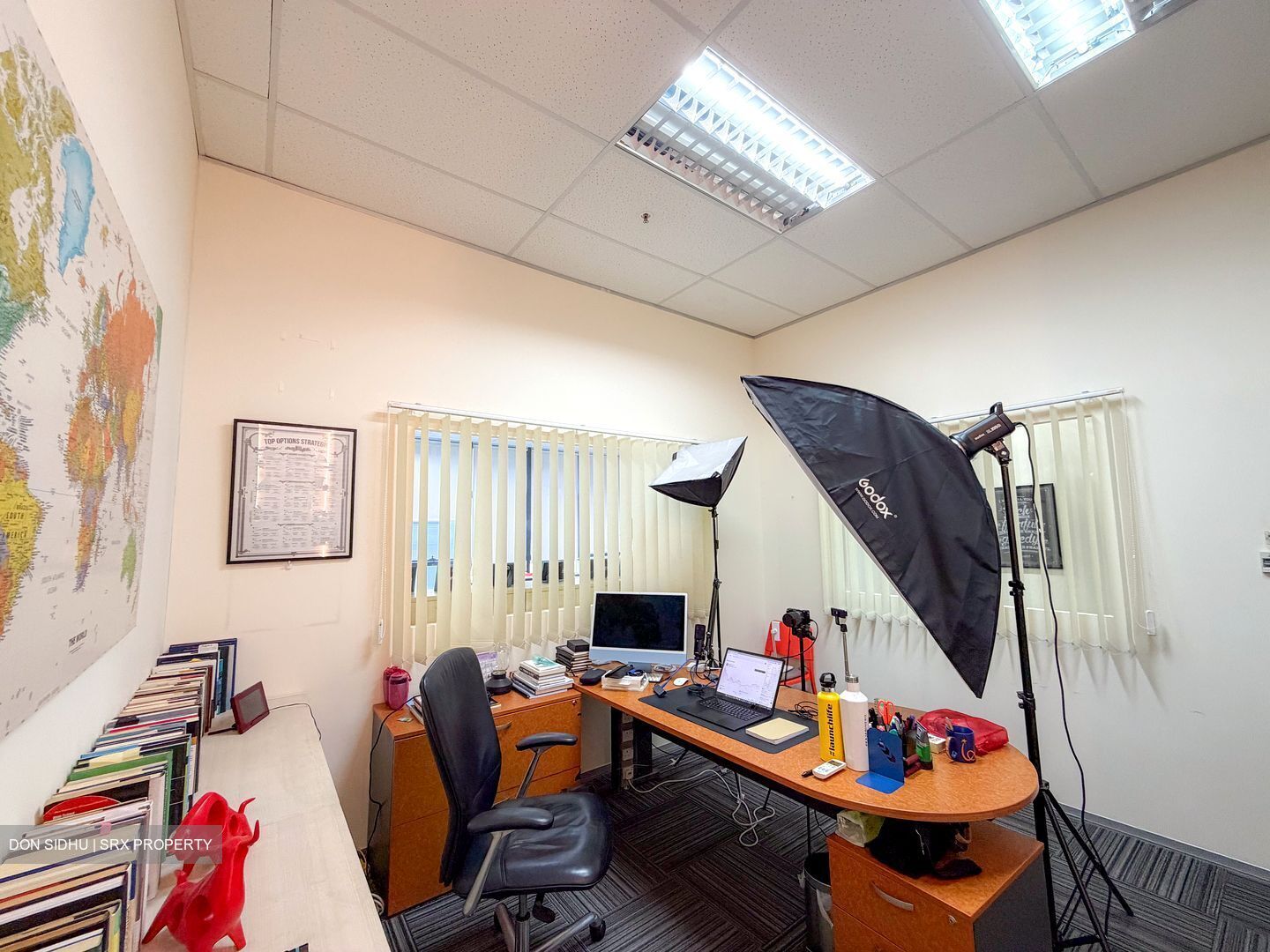 A'posh Bizhub (D27), Office #626050981